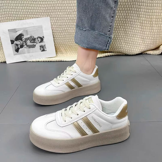Damen Plateau Sneakers mit elegantem Design und rutschfester Sohle EB