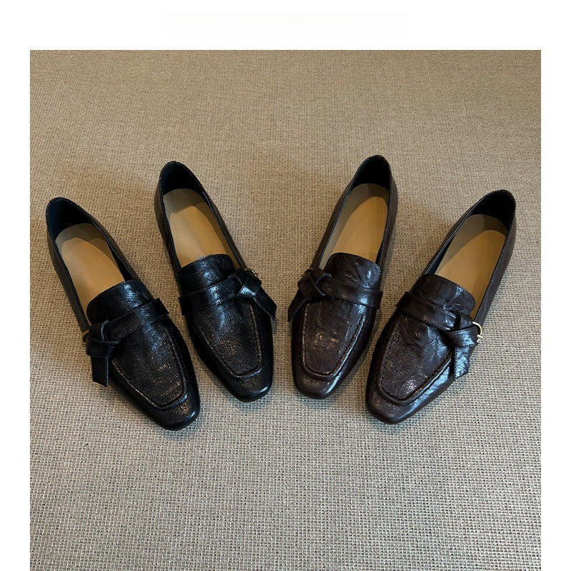 Damen Mokassins mit elegantem Schnallenakzent und weichem Veloursleder EB