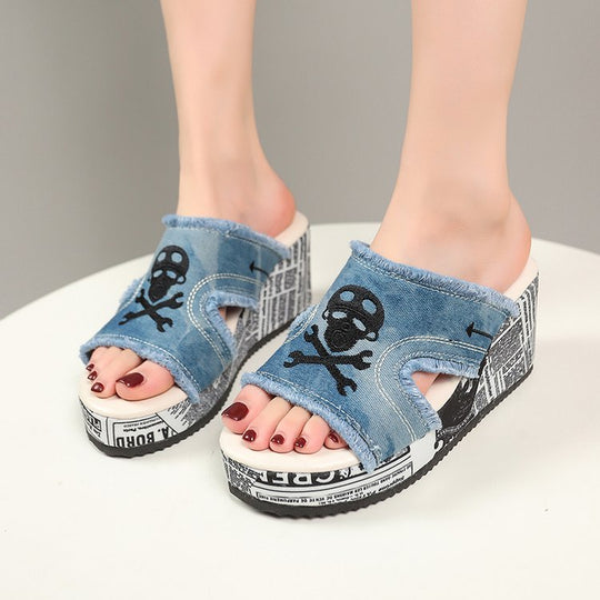 Damen Wedge-Sandalen mit eleganten Verzierungen EB