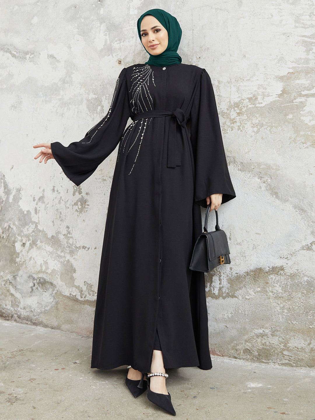 Damen Maxi-Kleid mit funkelnden Applikationen und elegantem Gürtel EB