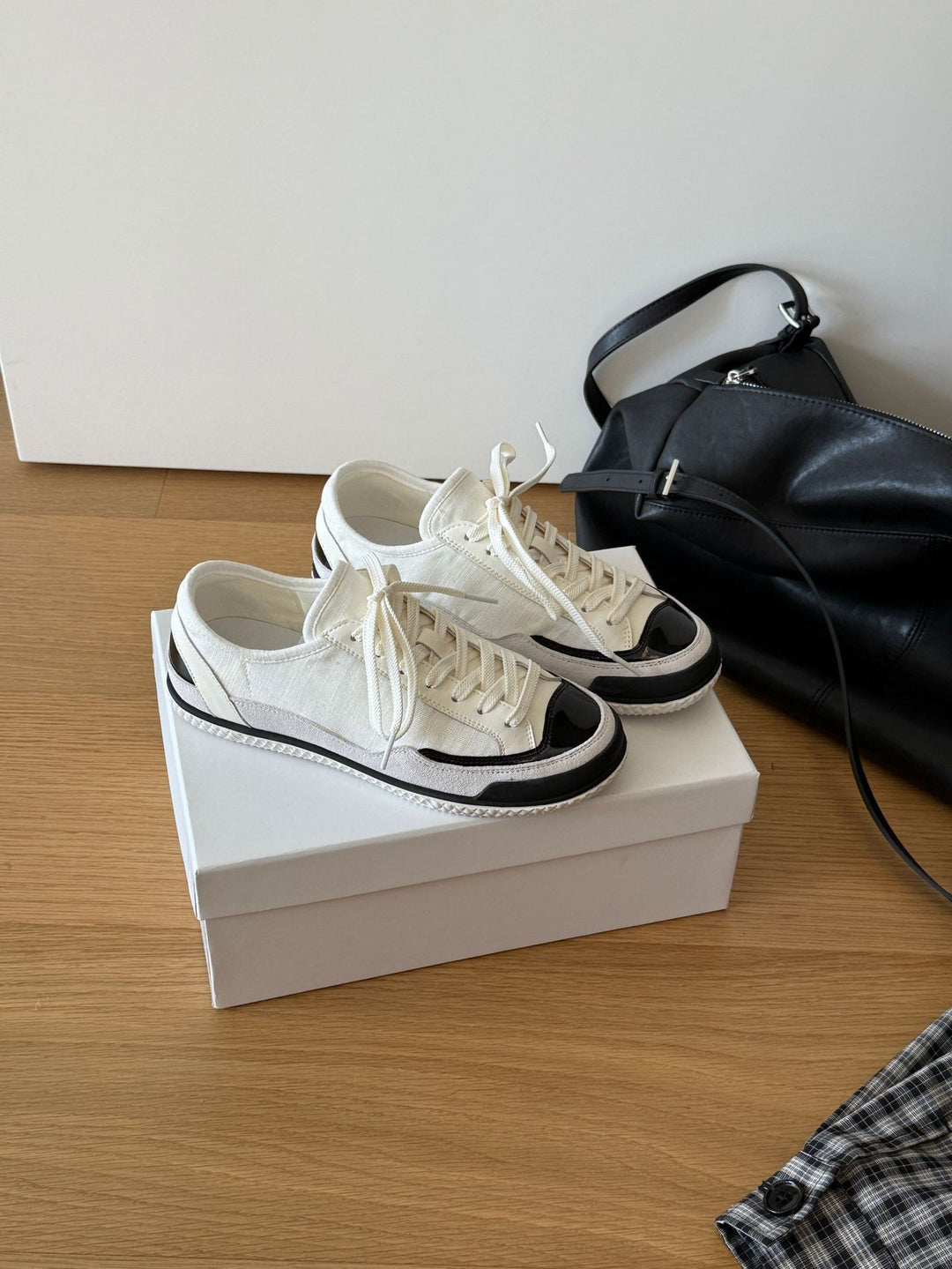 Damen Sportliche Sneakers mit moderner Canvas-Oberfläche und rutschfester Gummisohle EB