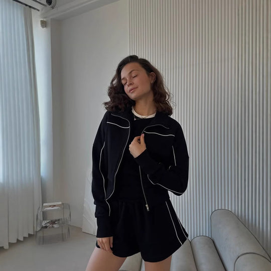 Damen nan athletischer Zweiteiler mit formendem Sportbustier, taillierter Highwaist-Sweatshorts und Zip-Hoodie EB