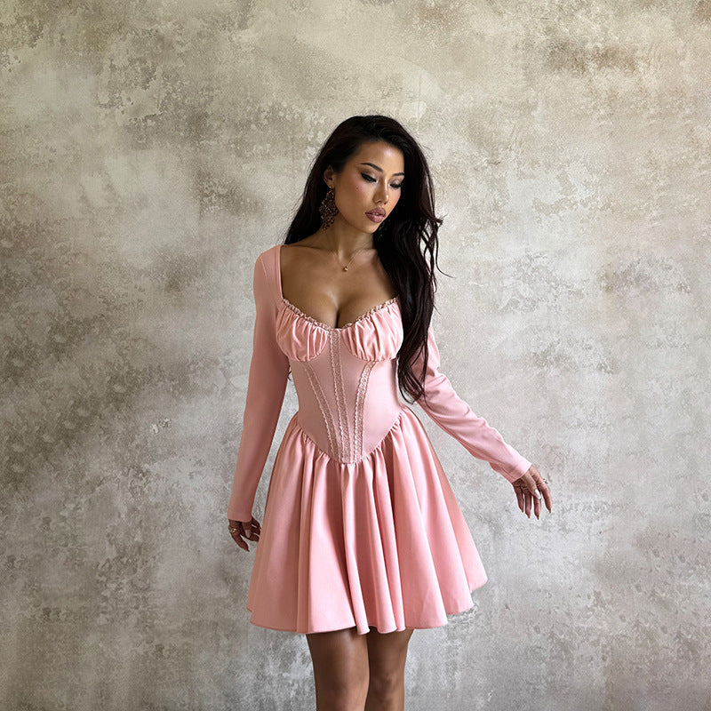 Damen Tailliertes Minikleid mit geraffter Korsagen‑Optik und Volantrock EB