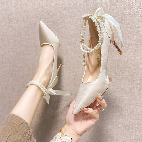 Damen elegante High Heels mit Perlenakzent und zierlichem Riemen EB