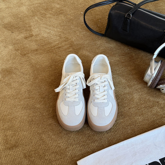 Damen Sneakers im sportlich-eleganten Design mit atmungsaktiver Obermaterialkombination und rutschfester Sohle EB