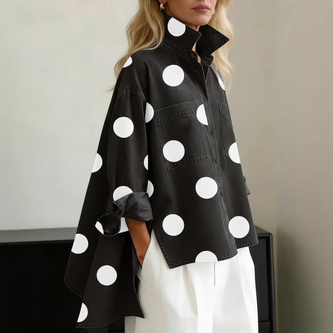 Damen Modische Hemdbluse mit extravaganten Punkten und praktischen Taschen EB