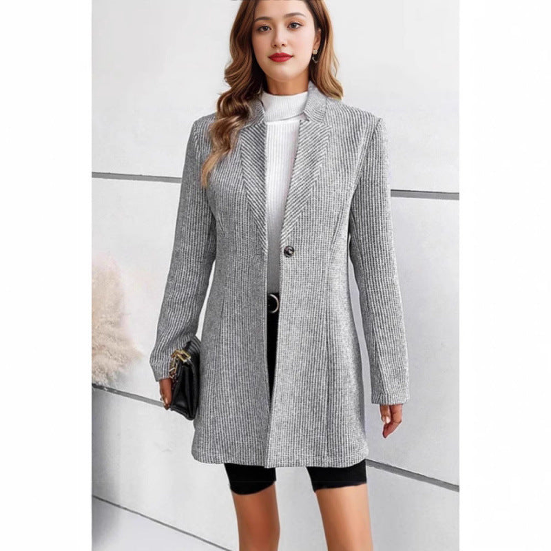 Damen Moderne Strickblazer mit schmalem Schnitt und eleganten Details EB