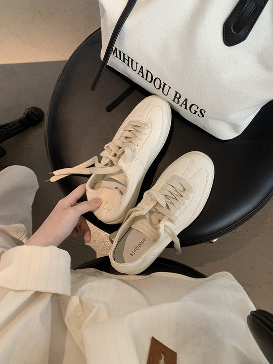 Damen Sportliche Sneaker mit hochwertiger Lederoberfläche und bequemem Fußbett EB