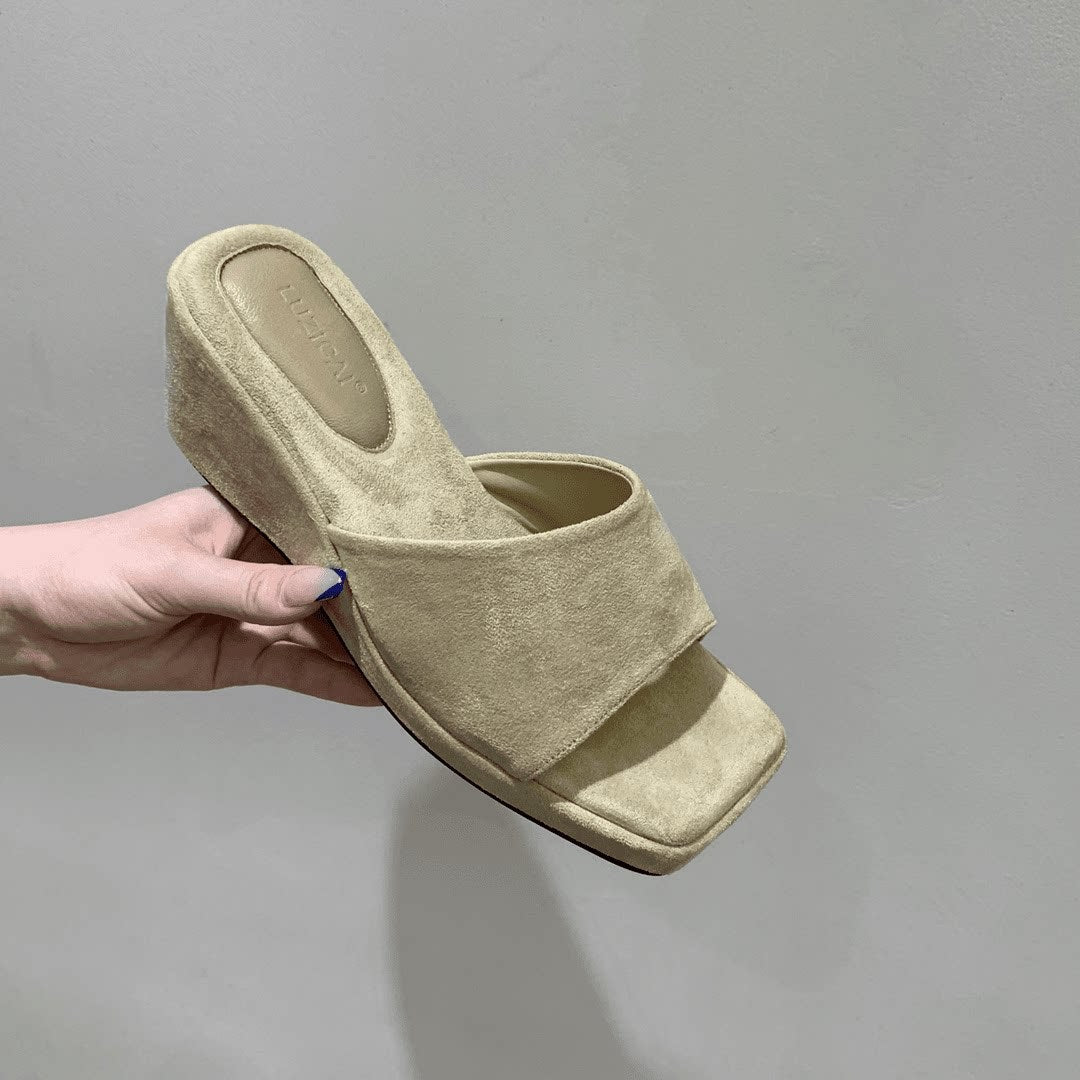 Damen Wedge-Pantoletten mit weichem Veloursleder und komfortablem Fußbett EB