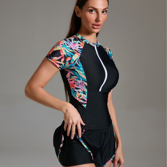 Damen Sportlicher Schwimmanzug mit innovativem Reißverschluss und stylischen kurzen Hosen EB