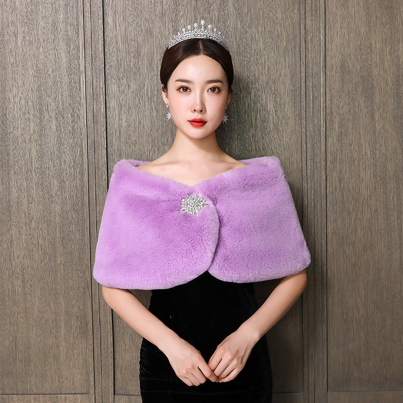 Damen eleganter und luxuriöser Umhang aus Kunstpelz EB