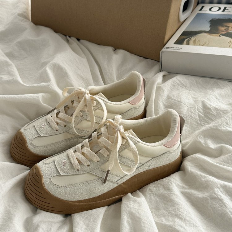 Damen Sportliche Sneaker mit robustem Profil und atmungsaktiver Obermaterial EB