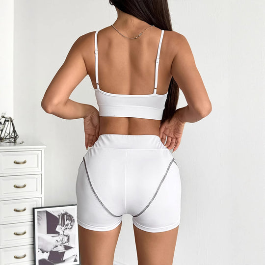 Damen Sportliches Set mit Crop-Top und Shorts EB