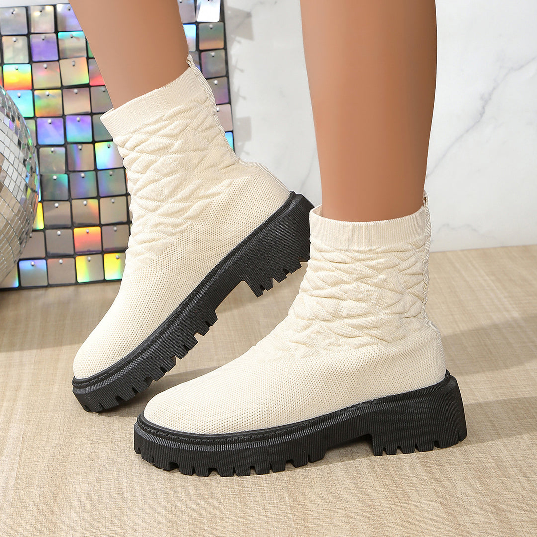 Damen Modische Stiefeletten mit strukturiertem Obermaterial und rutschfester Sohle EB