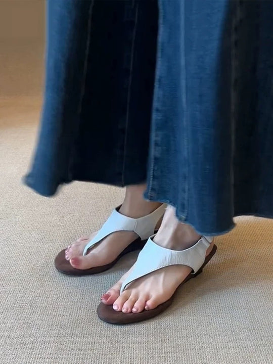 Damen Zehentrenner-Sandalen mit ergonomischem Fußbett und geschmackvollem Riemendesign EB
