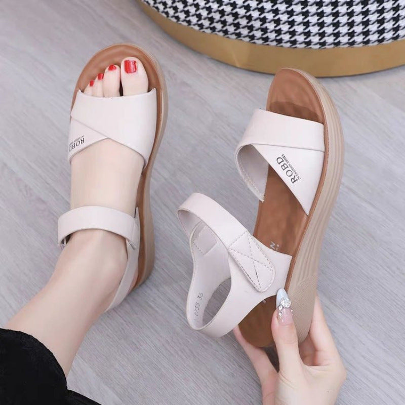 Damen Komfortable Sandalen mit breitem Riemen-Design EB