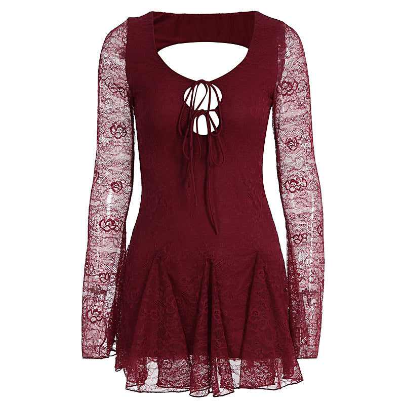 Damen Spitzenkleid mit Cut-Outs und langen Ärmeln EB