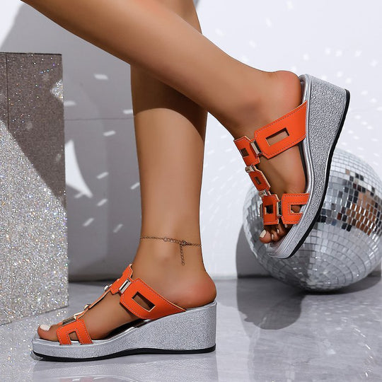 Damen Wedge-Sandalen mit elegantem Riemendesign EB