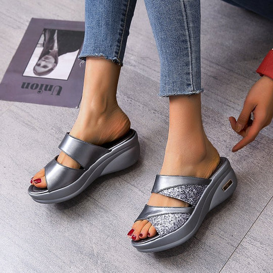 Damen glamouröse Wedge-Pantoletten mit Glitzerakzenten EB