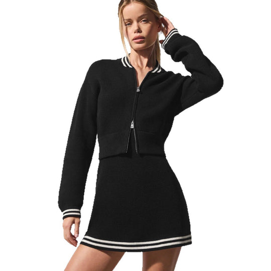 Damen sportliches Sweatkleid mit modischem Kurzpullover EB