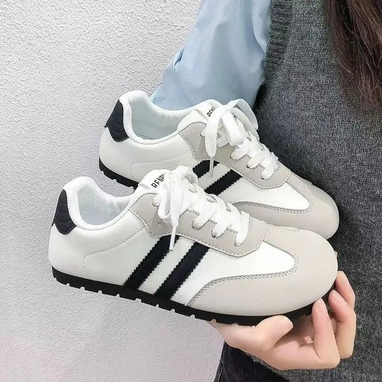 Damen Sportliche Sneakers im Retro-Design mit atmungsaktiven Materialien EB