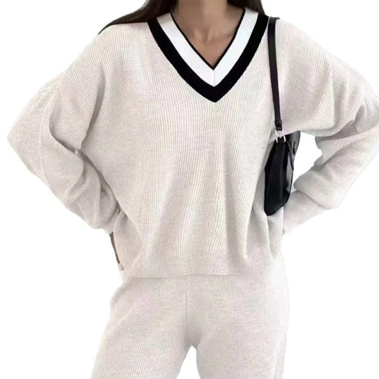 Damen gemütlicher V-Ausschnitt Pullover mit gestreiftem Kragen EB