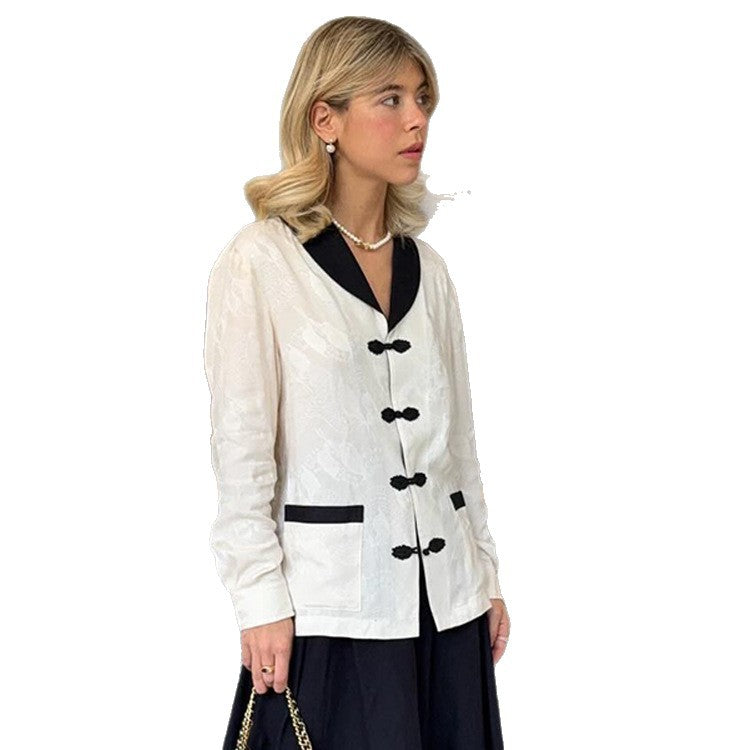 Damen Leichte Blazerjacke mit dekorativen Knöpfen und eleganten Taschen EB
