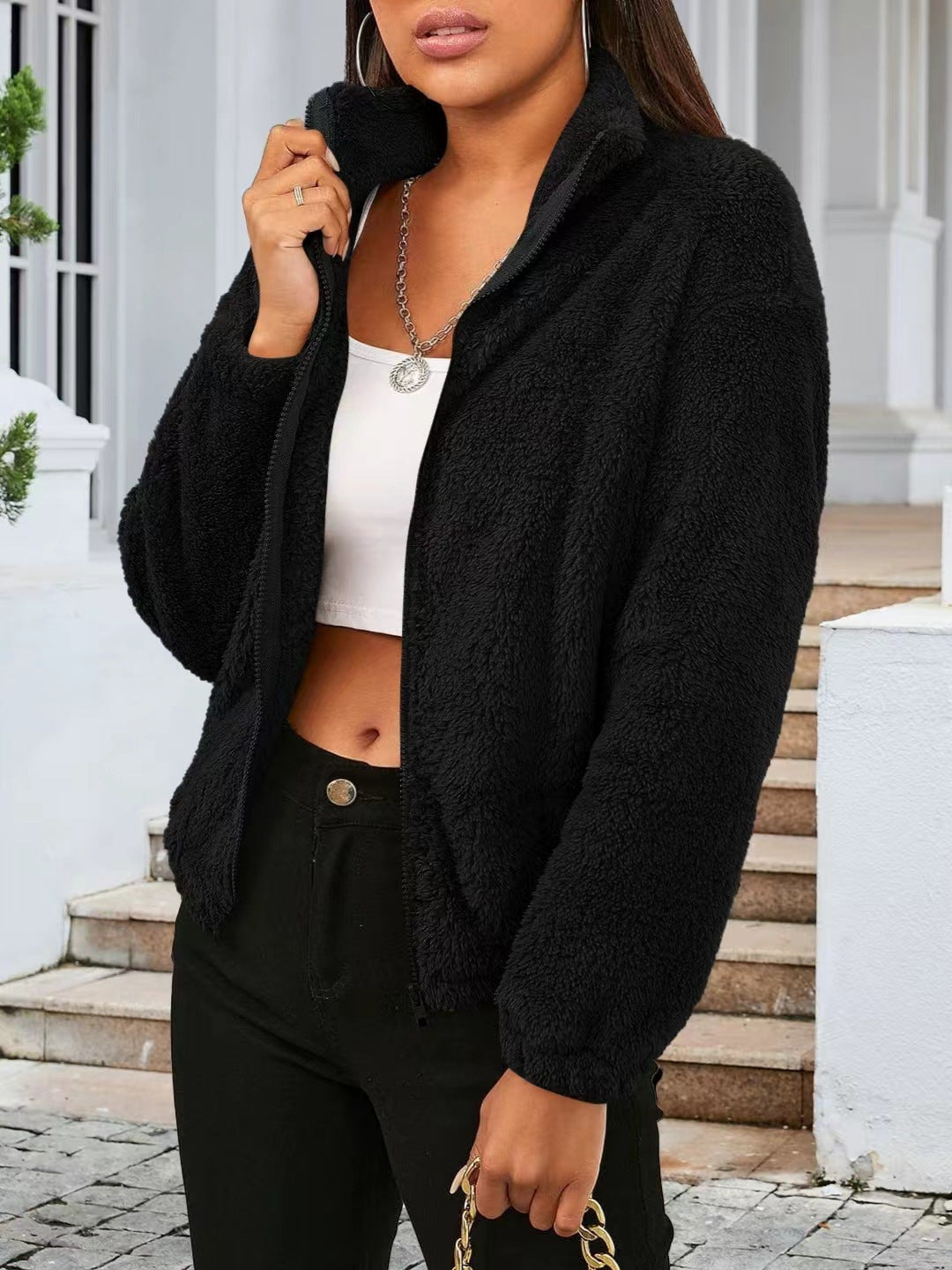 Damen Kuschelige Fleecejacke mit hohem Kragen und seitlichen Taschen EB