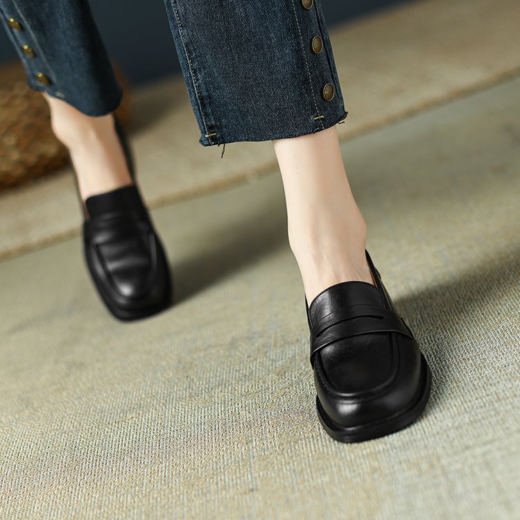 Damen Mokassins mit eleganter Riemchenverzierung und bequemer Innensohle EB