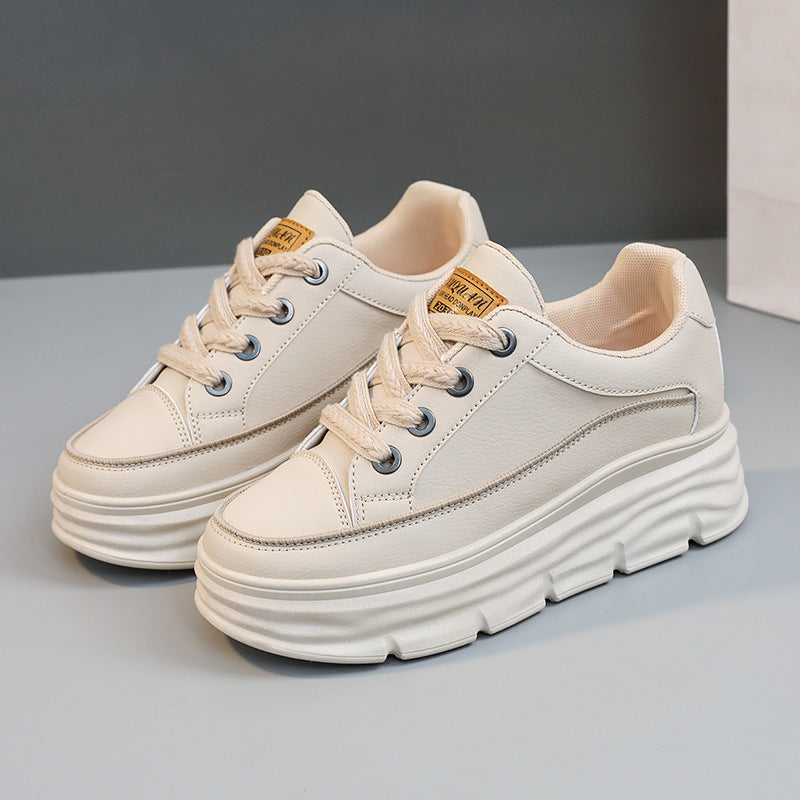 Damen Platform Sneakers mit robustem Sohlenprofil und eleganter Schnürung EB
