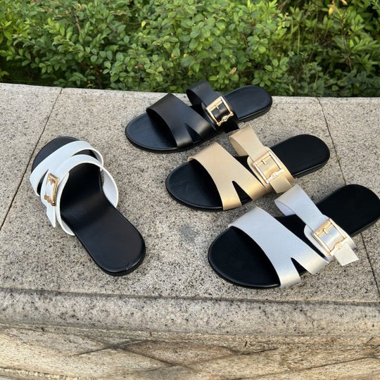 Damen Elegante und komfortable Riemchen-Sandalen mit schöner Schnallen-Applikation EB
