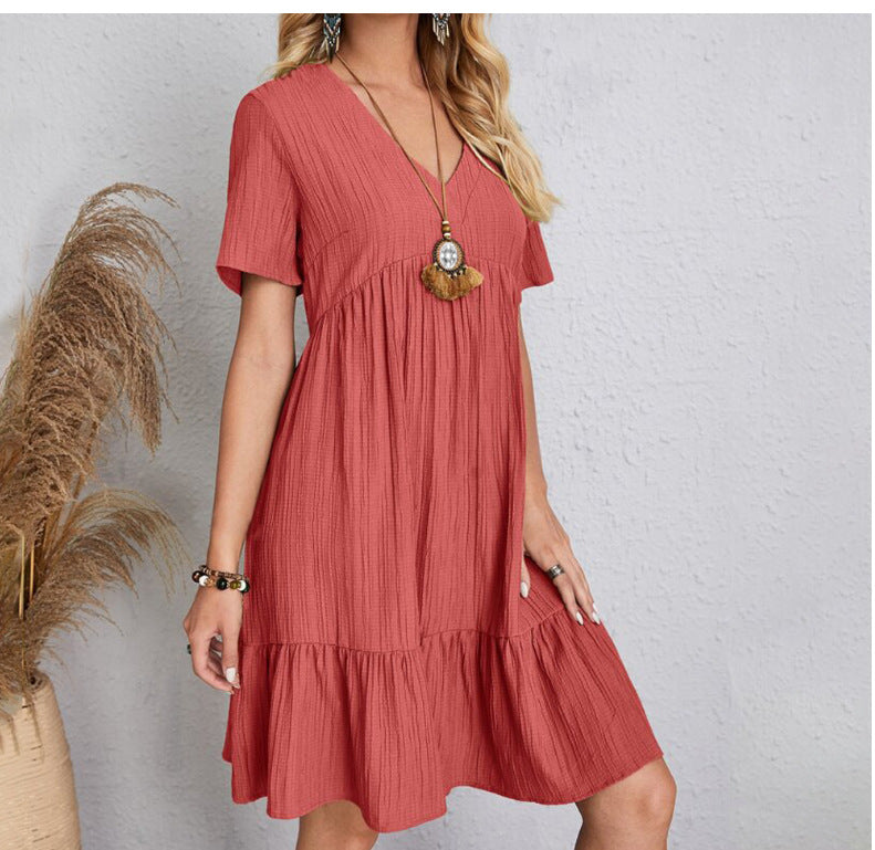 Damen Sommerliches Freizeitkleid mit V-Ausschnitt und Rüschensaum EB