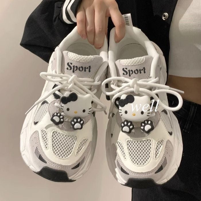 Damen Sport Sneakers mit einzigartigen Hello Kitty Ornamenten EB