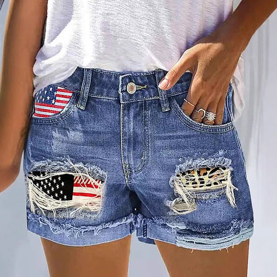 Damen Jeansshorts mit modischem USA-Print und Destroyed-Detail EB