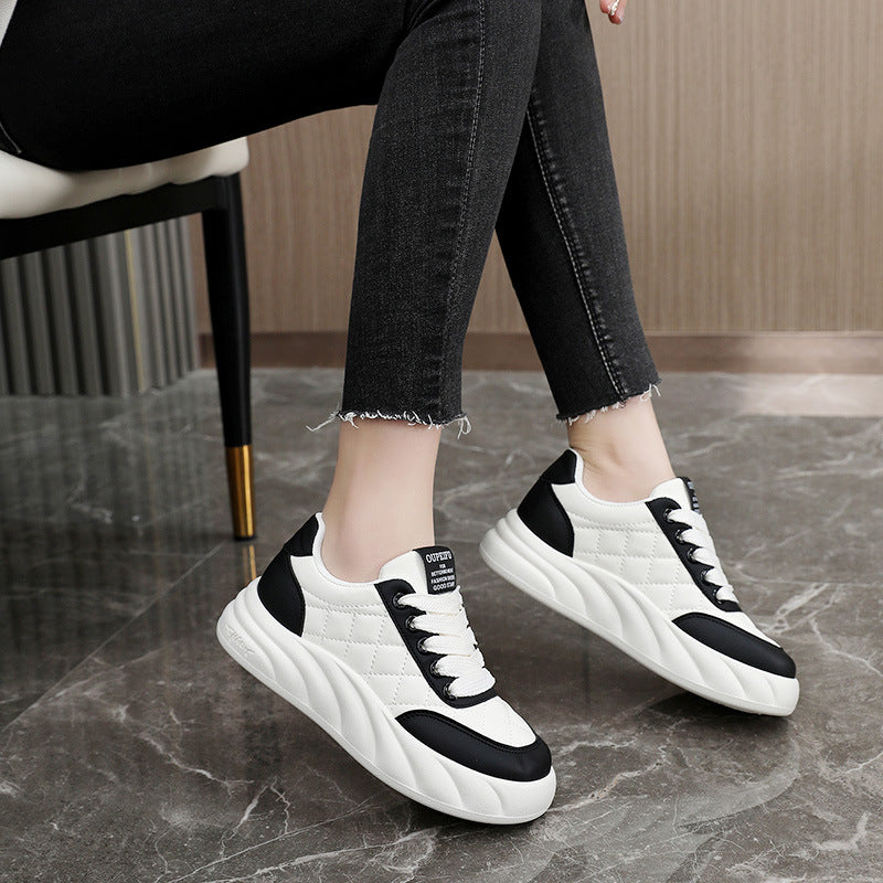 Damen modische Sneakers mit gepolstertem Sohlenprofil und stilvollem Obermaterial EB