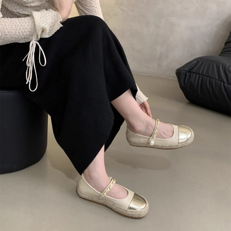 Damen Ballerinas mit dekorativem Kettenriemen und Perlenakzent EB