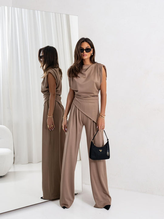 Damen elegant geschnittener Jumpsuit mit asymmetrischem Design und weitem Bein EB
