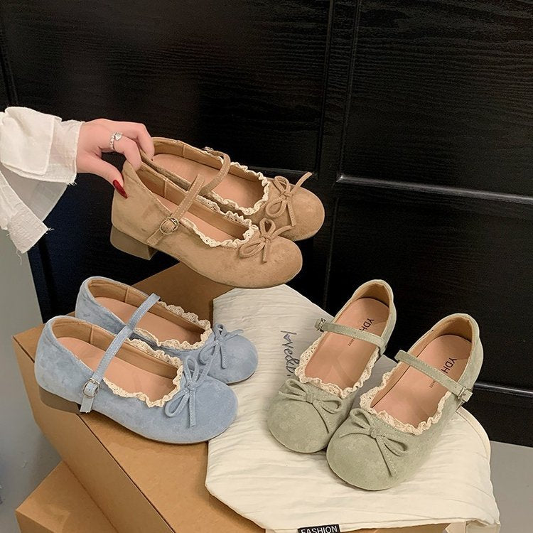 Damen elegante Mary Jane Ballerinas mit dekorativem Spitzenrand und Schleifenakzent EB