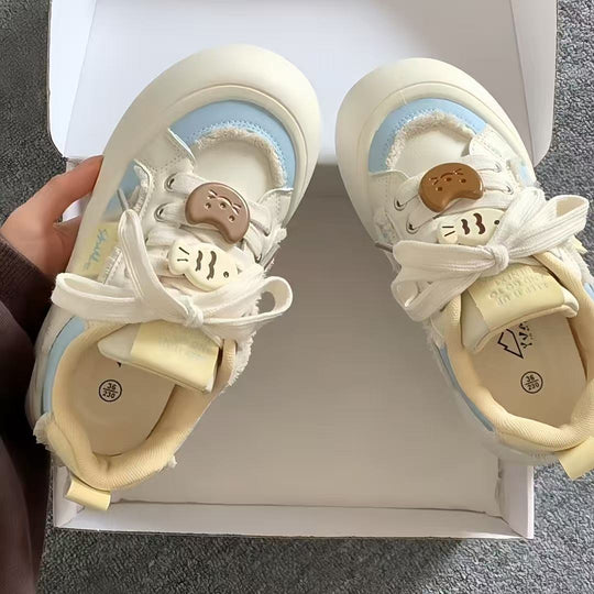 Damen Verspielte Sneaker mit einzigartigem Design EB