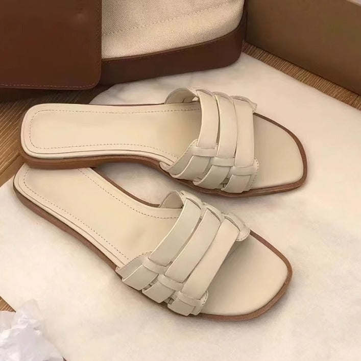 Damen Komfortable Slipper mit eleganten Riemen EB