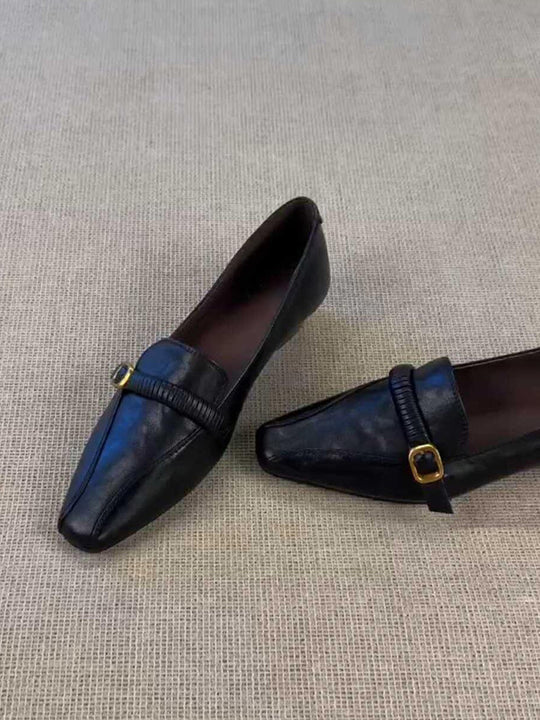 Damen Elegante Mokassins mit modischem Riemenverschluss und spitz zulaufendem Design EB