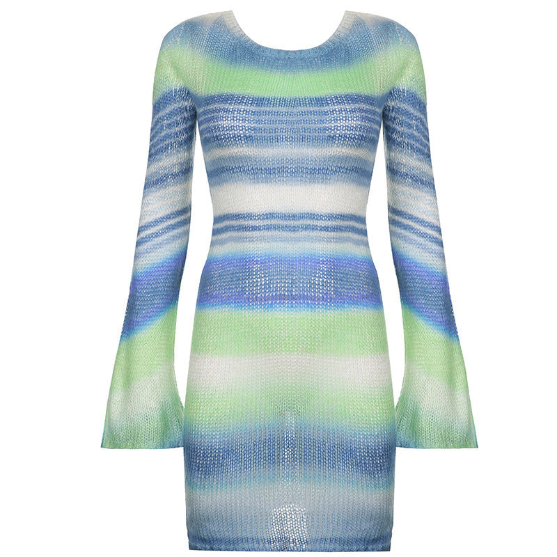 Damen nan figurbetontes Strickminikleid mit Glockenärmeln und seidig leichtem Maschenbild EB
