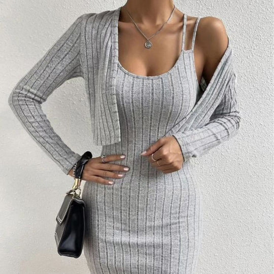 Damen Strickkleid mit lässiger Jacke und eleganten Details EB
