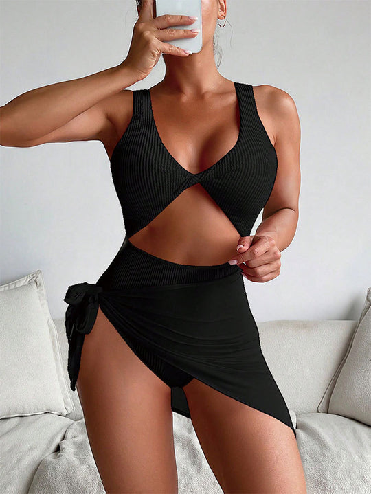 Damen Einteiler Badeanzug mit kreativen Cut-Outs und stilvollem Wickelrock EB