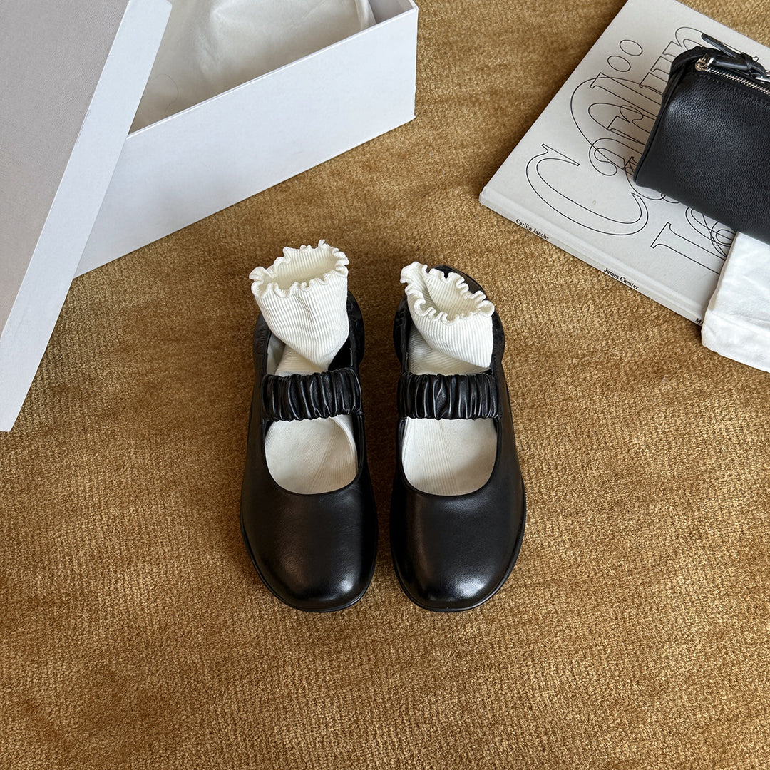 Damen Ballerinas mit elastischem Riemchen und hochwertiger Leder-Oberfläche EB