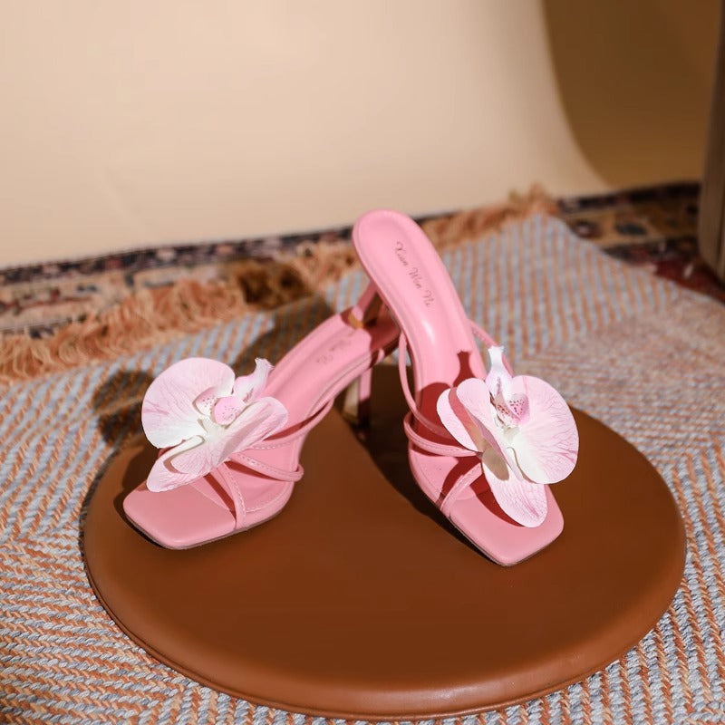 Damen elegante Slingback Sandalen mit floraler Verzierungen EB