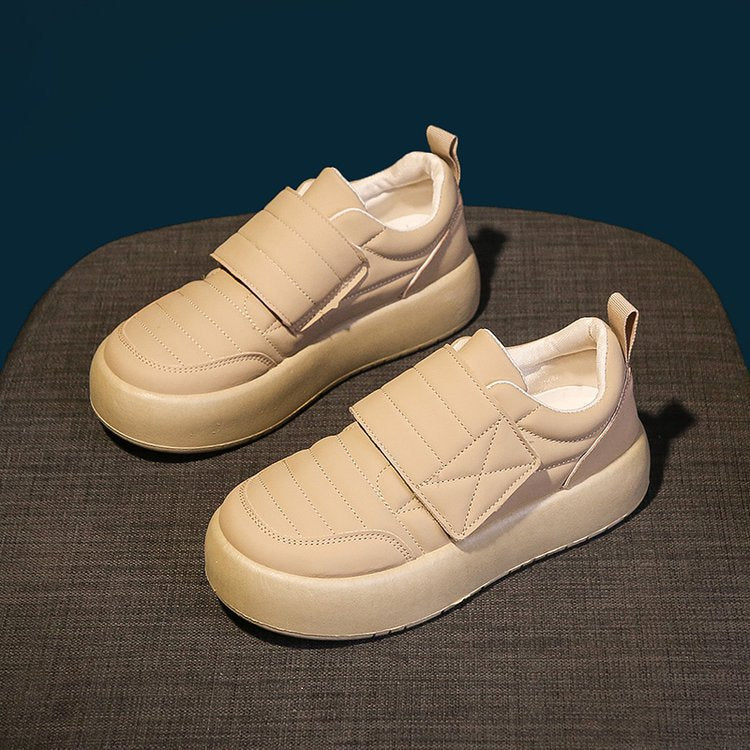 Damen trendige Slip-On Sneakers mit gepolsterter Oberfläche EB