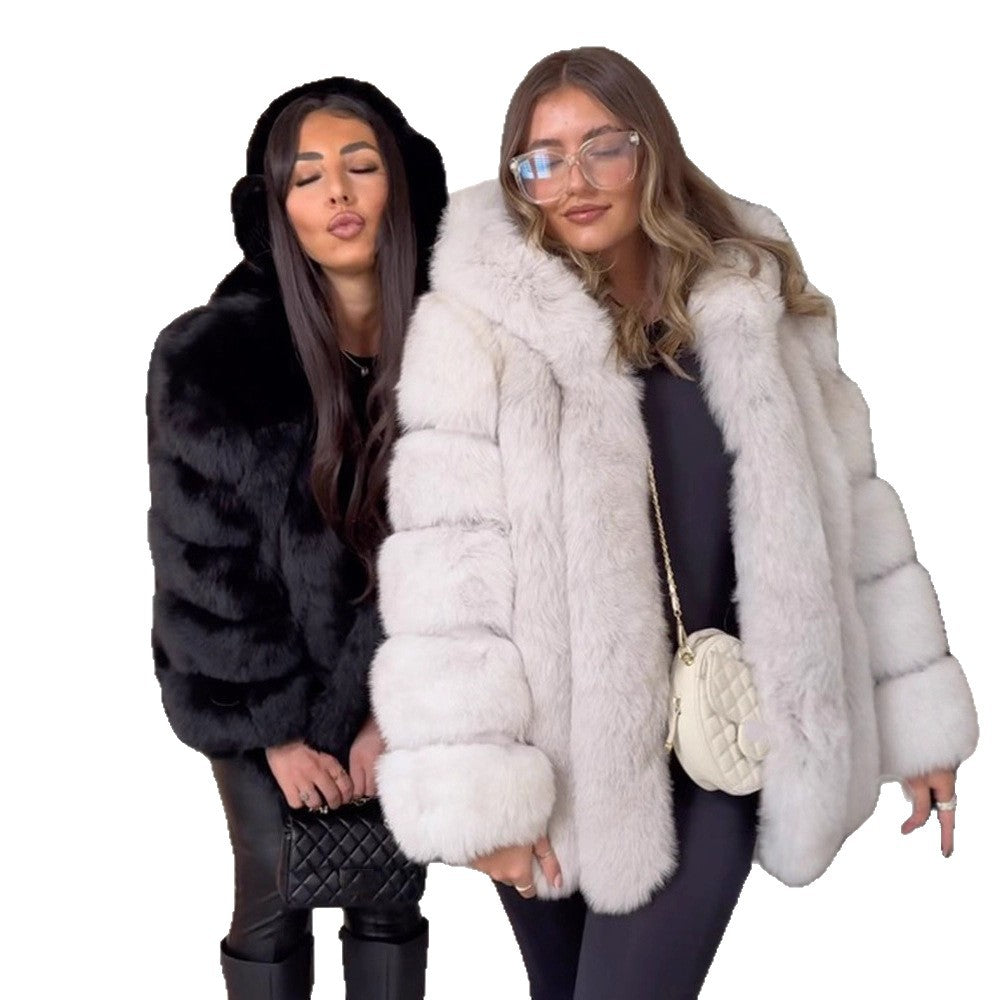 Damen Kunstfellmantel mit luxuriöser Haptik und eleganten Quarzdetails EB