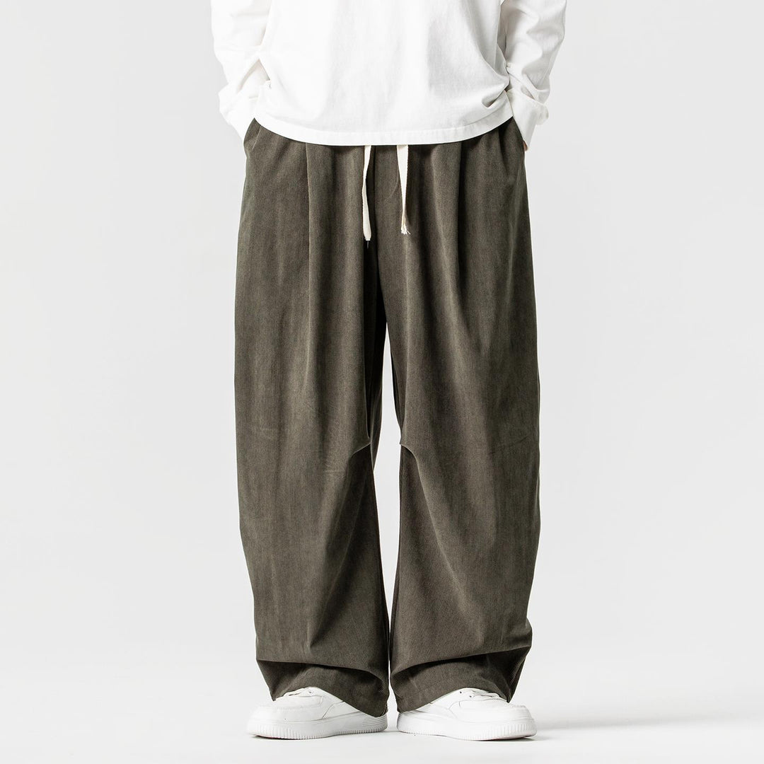 Herren nan weite Cordhose mit Tunnelzug, Bundfalten und relaxed Fit EB