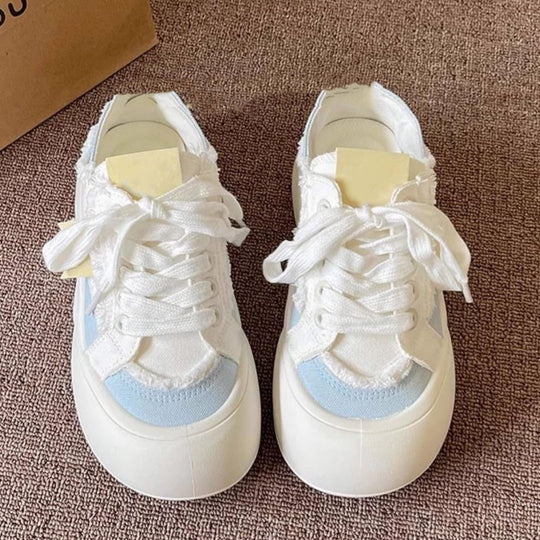 Damen Sneakers im modernen Design mit verspielten Elementen EB